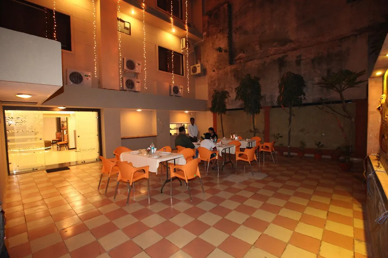 Hotel Avalon Taj Agra  Agra (Uttar Pradesh)